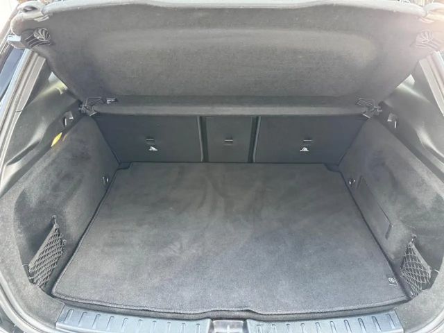 Mercedes-Benz EQA 350 4MATIC AMG Line