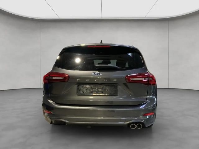 Ford Focus ST Line Wagon