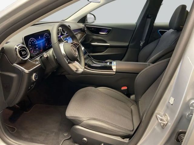 Mercedes-Benz C 180 Sedan