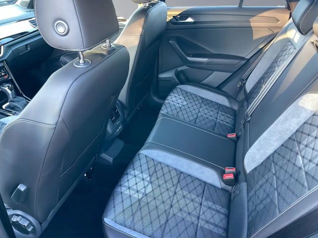 Volkswagen T-Roc 1.5 TSI DSG R-Line