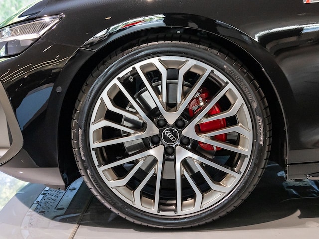 Audi A6 e-tron Avant Quattro