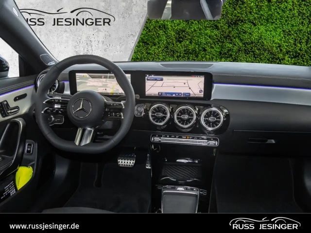 Mercedes-Benz CLA 220 4MATIC AMG Line Coupé