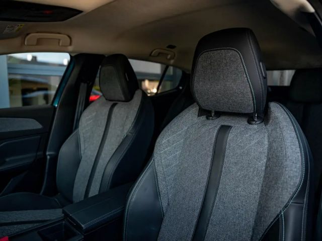Peugeot 408 Automaat 130pk | Camera | Auto. Airco | Carplay...
