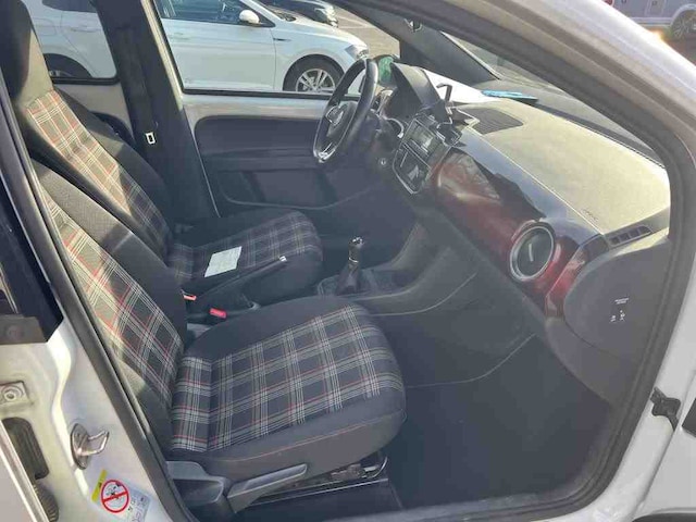 Volkswagen up! 1.0 TSI GTI