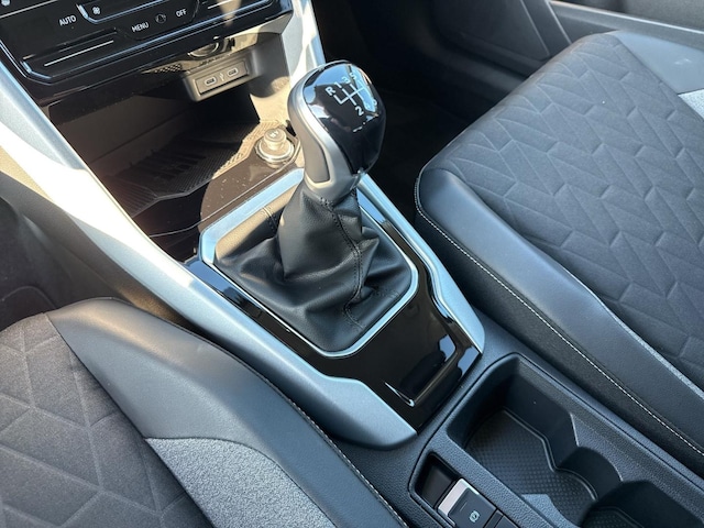 Volkswagen T-Roc TSI CarPlay/Virt/ACC/LED/Navi/PDC