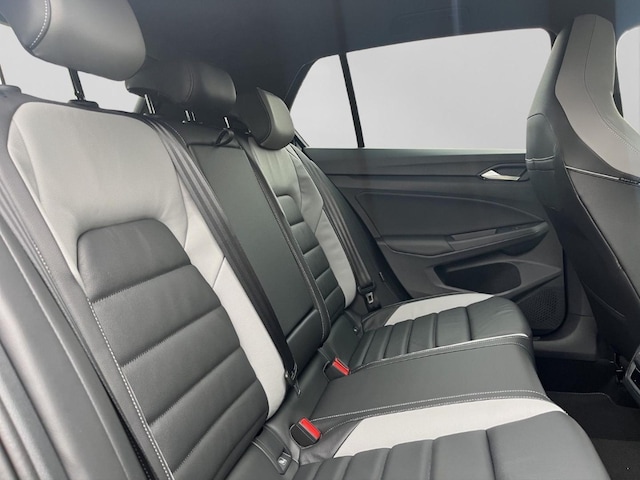 Volkswagen Golf GTE Style