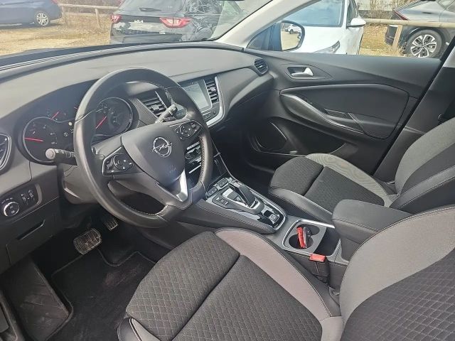 Opel Grandland X 1.6 Turbo Hybrid Turbo