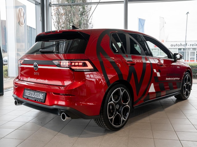 Volkswagen Golf 2.0 TSI DSG