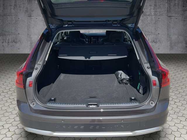 Volvo V90 Cross Country AWD Plus