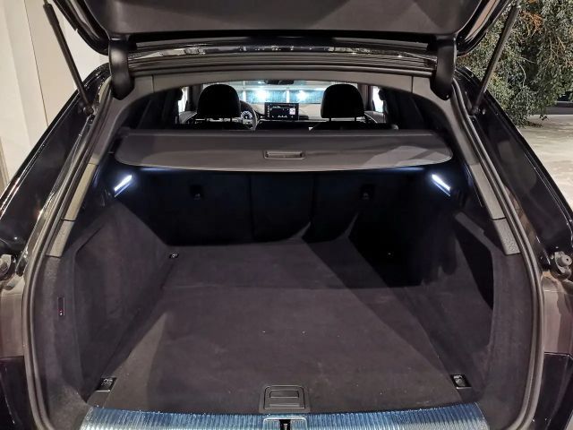 Audi A4 35 TDI Competition S-Line