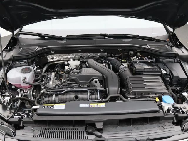 Volkswagen Golf 1.5 TSI DSG