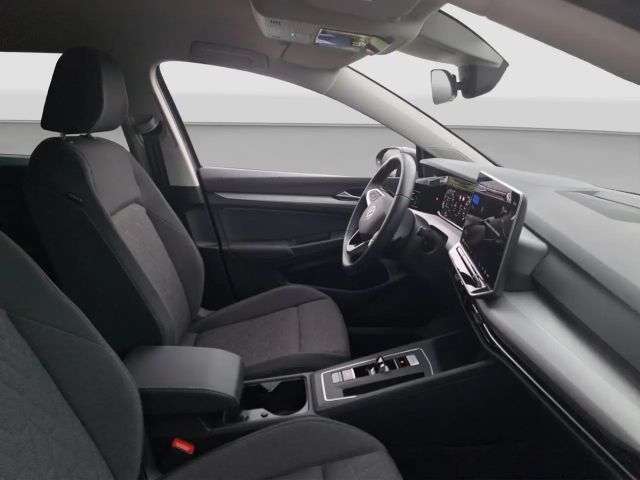 Volkswagen Golf 1.5 eTSI Life Variant