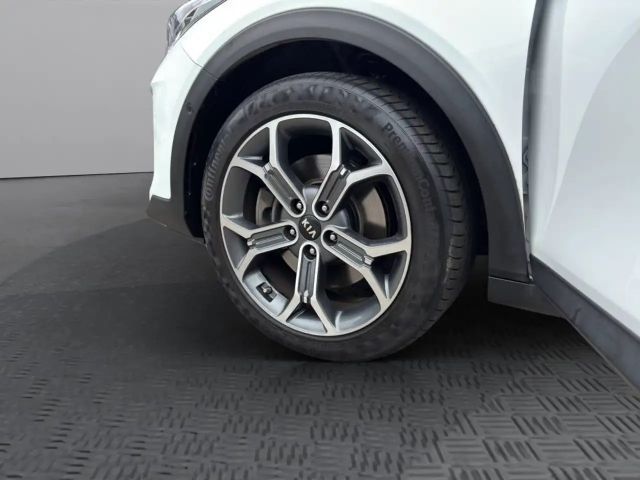 Kia XCeed XCEED 1.6T DCT XDITION KAMERA FULL-LED GLASDACH E.