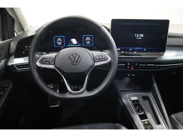 Volkswagen Golf 1.5 eTSI Golf VIII