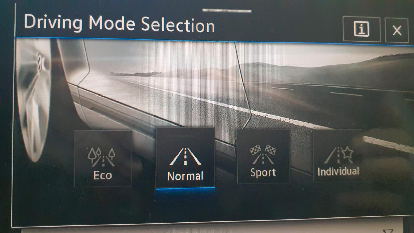 Volkswagen T-Roc 2.0 TSI DSG R-Line