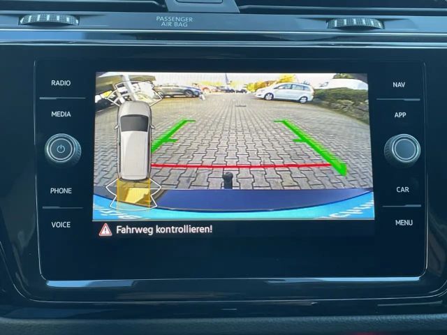 Volkswagen Touran 2.0 TDI DSG R-Line