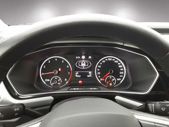 Volkswagen T-Cross Move