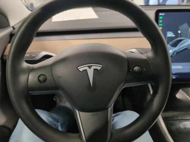 Tesla Model 3 AWD Long Range