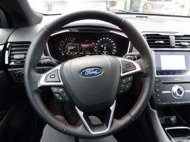 Ford Mondeo ST Line Wagon