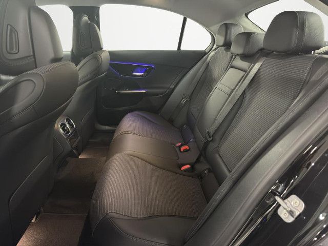 Mercedes-Benz C 180 Sedan