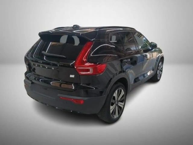 Volvo XC40 Plus