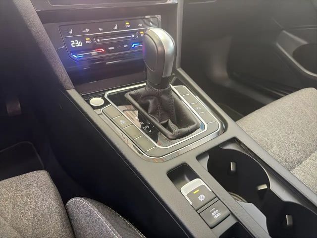 Volkswagen Passat 2.0 TDI Business DSG Variant