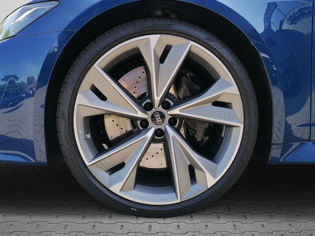 Audi A6 e-tron Avant Performance Quattro