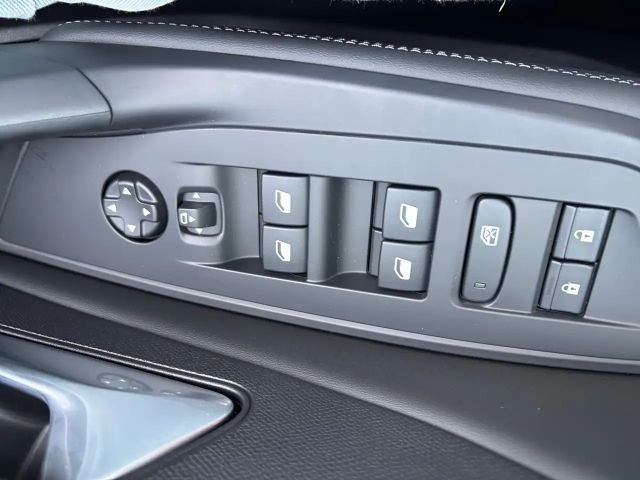 Peugeot 408 Allure Pack