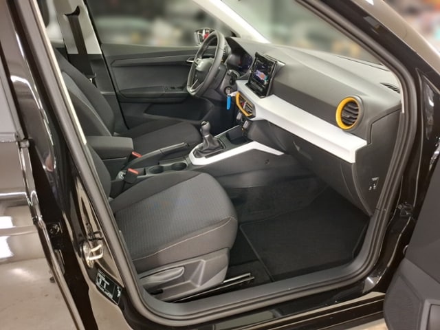 Seat Arona 1,0 TSI LED PDC SHZ ALU FULL LINK