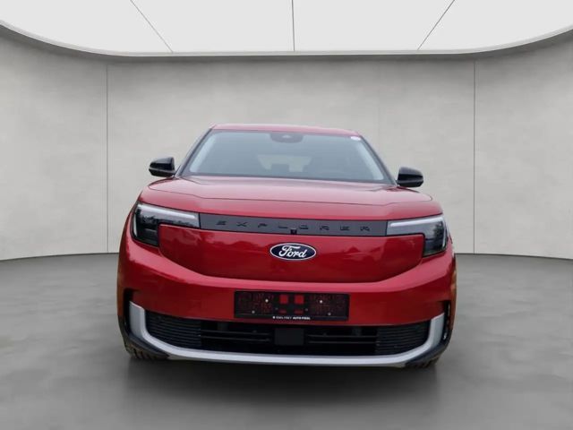 Ford Explorer Extended range RWD