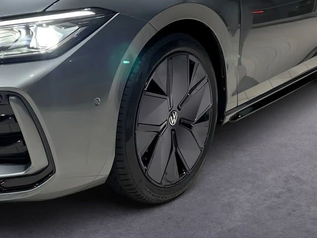 Volkswagen Passat DSG R-Line Style