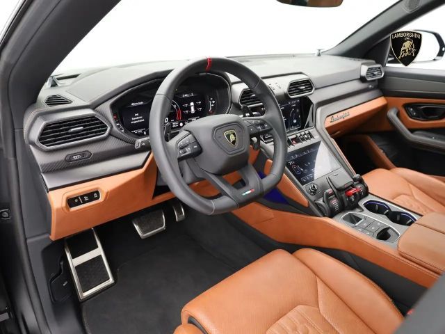 Lamborghini Urus S