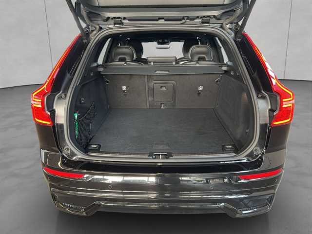 Volvo XC60 Dark Plus