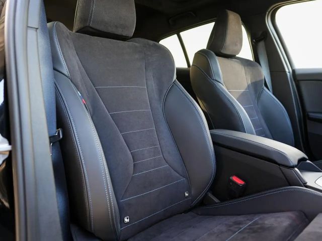 BMW 120 120d M-Sport Sedan