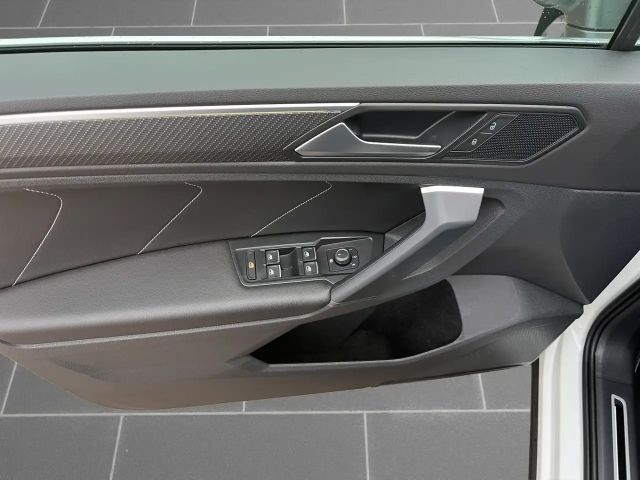 Volkswagen Tiguan 1.5 TSI DSG R-Line