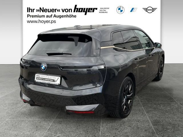 BMW iX xDrive40