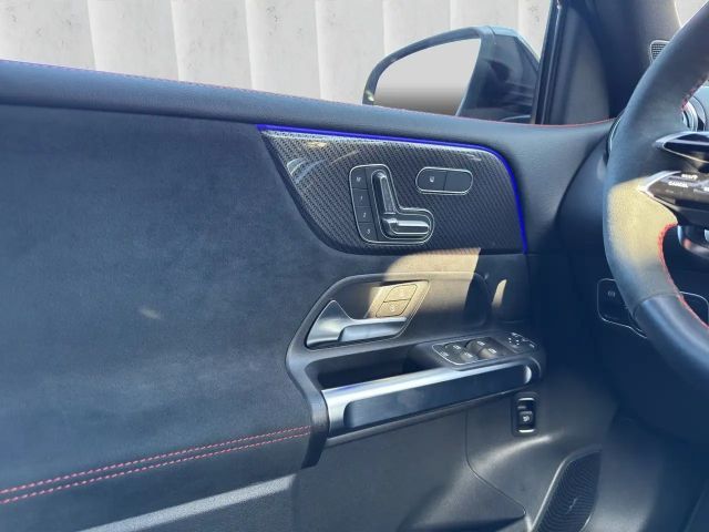 Mercedes-Benz GLB 35 AMG 4MATIC AMG Line