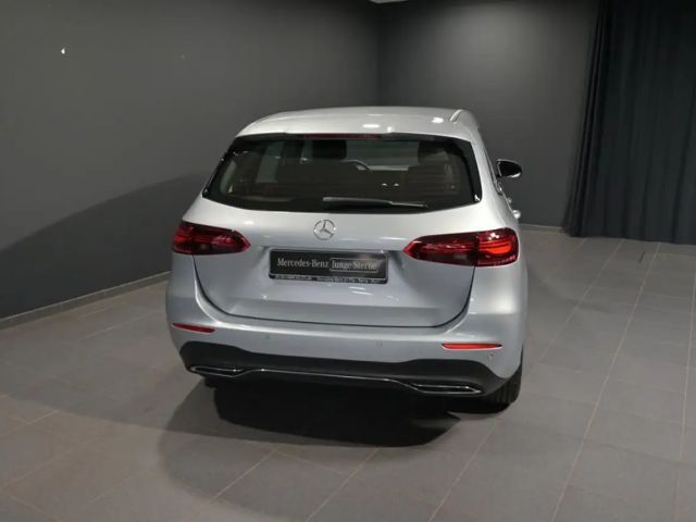 Mercedes-Benz B 200 Progressive