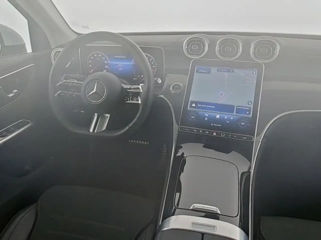 Mercedes-Benz GLC 300 4MATIC AMG Line