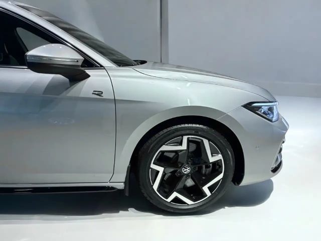 Volkswagen Passat 4Motion R-Line Variant