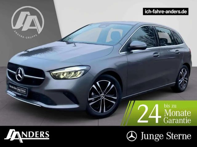 Mercedes-Benz B 180 Progressive Sedan