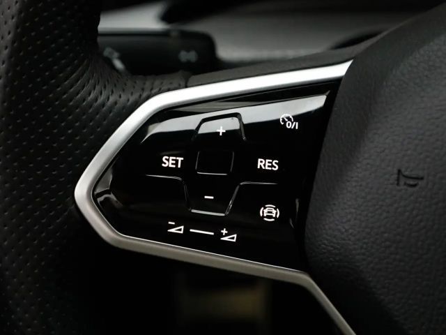 Volkswagen Golf 2.0 TSI GTI