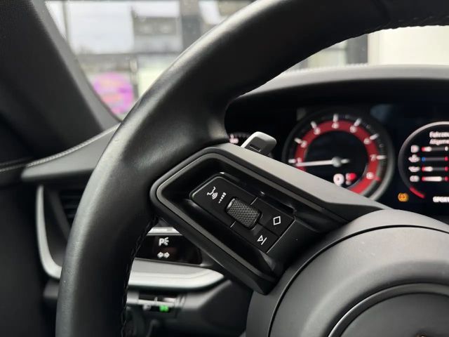 Porsche 992 Carrera Coupé