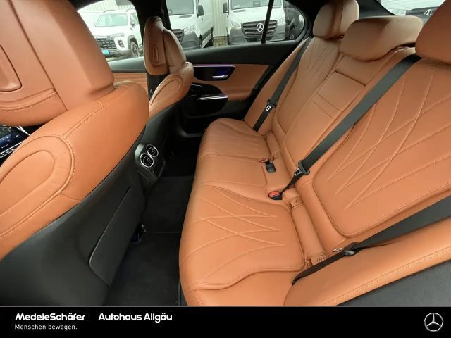 Mercedes-Benz C 300 AMG Line Sedan