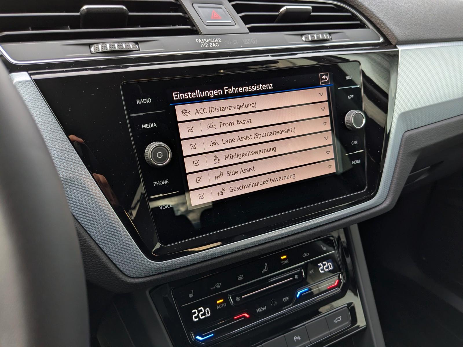 Volkswagen Touran DSG IQ.Drive