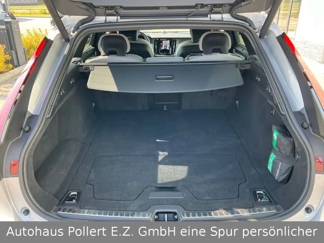Volvo V90 AWD Dark Recharge T8 Ultra