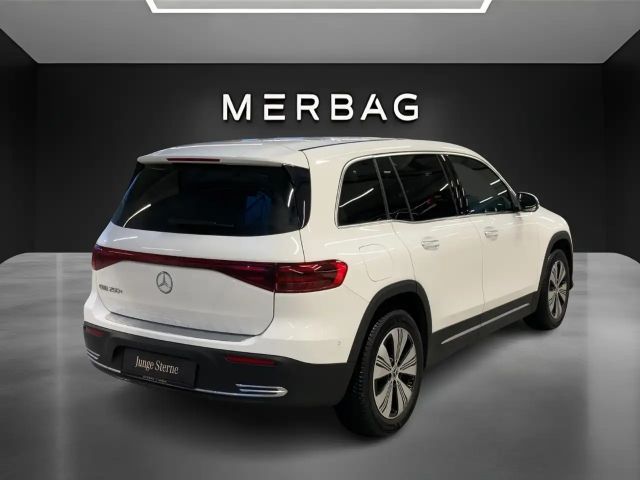 Mercedes-Benz EQB 250