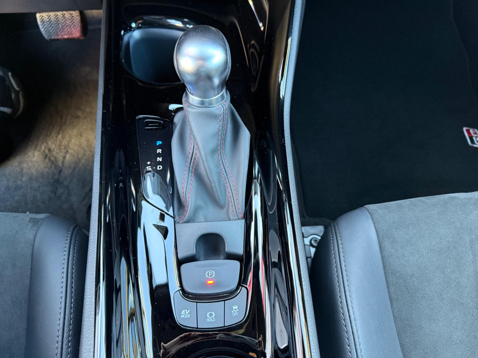 Toyota C-HR GR Hybride