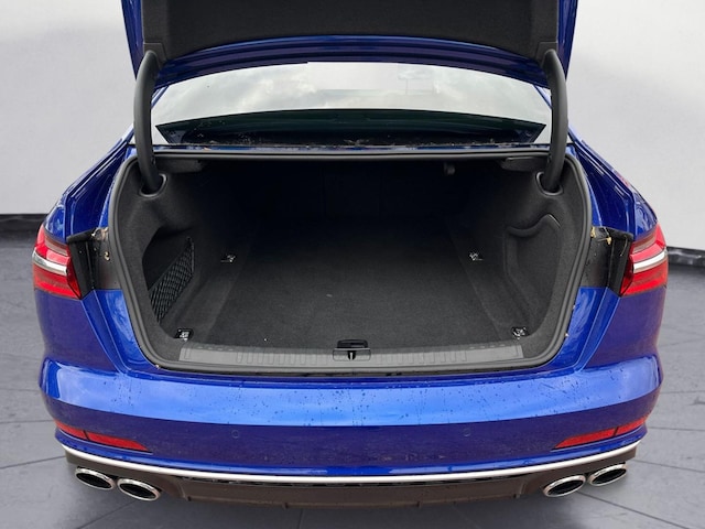 Audi S6 Quattro Sedan