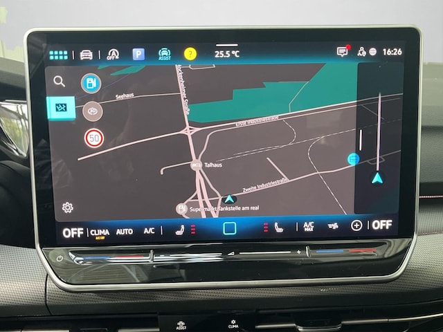 Volkswagen Golf Style